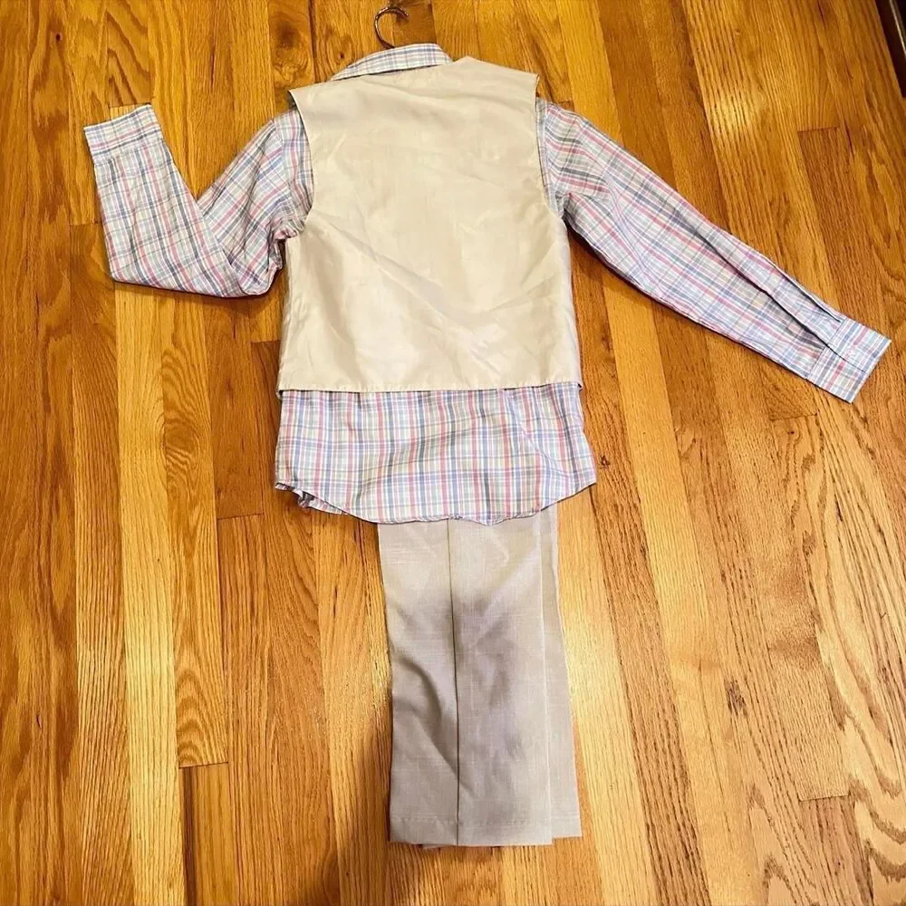 Nautica Tan and Pink Trousers Three-Piece Suit